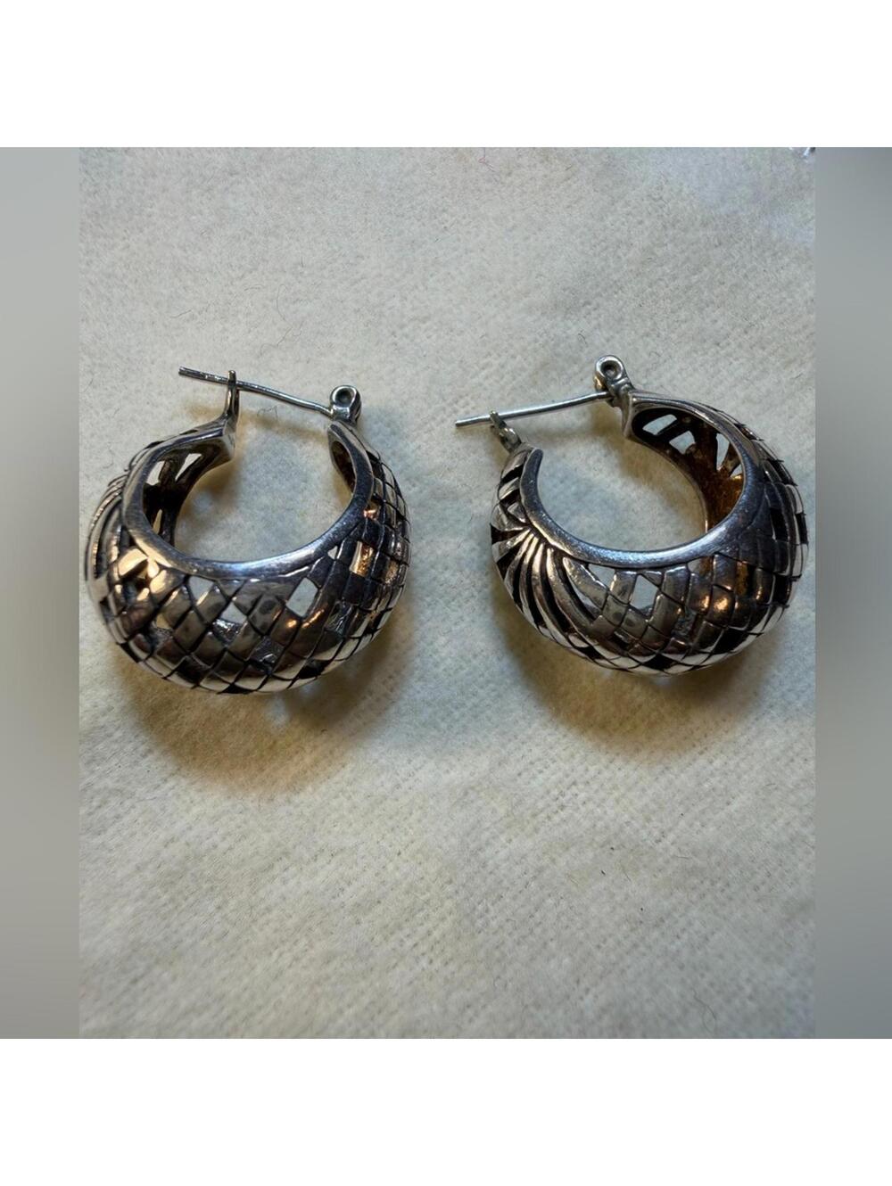 Hanging Basket Pattern Sterling Silver Hoop Earrings